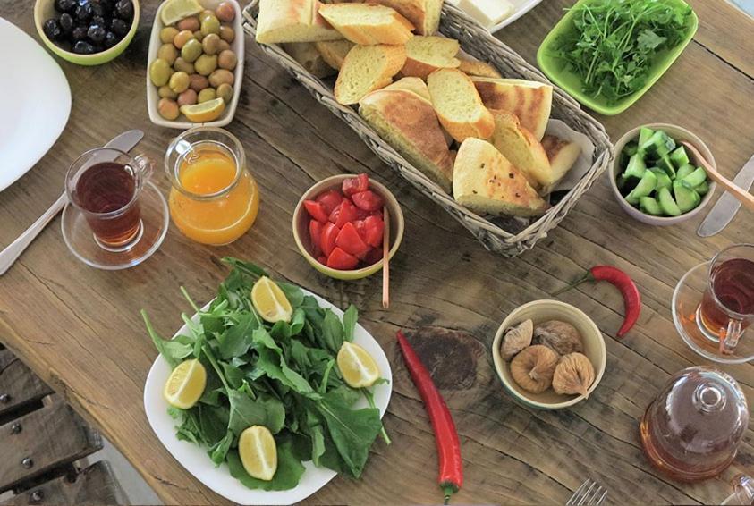 Azure Wellness Retreat (Adults Only) Otel Turgutreis Dış mekan fotoğraf